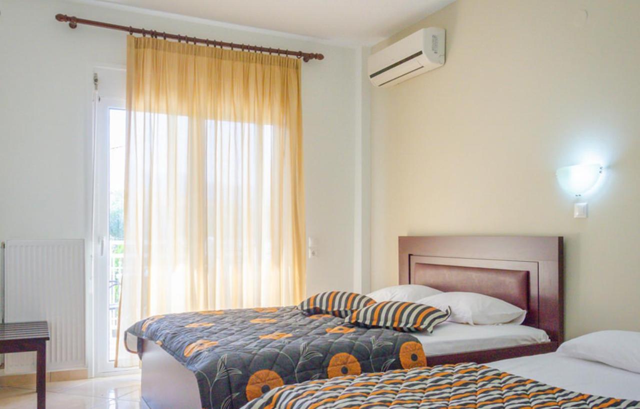 Delfini Hotel Skala Potamia  Bagian luar foto
