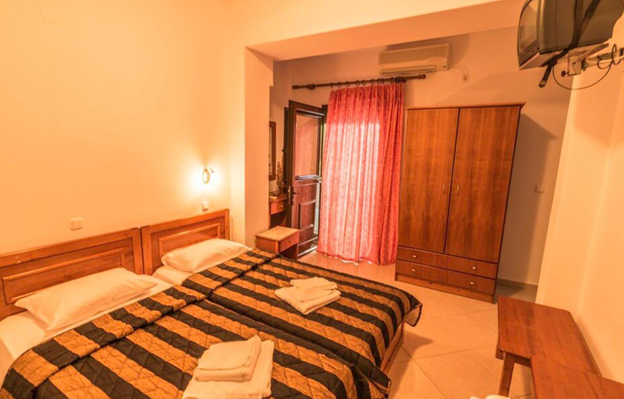 Delfini Hotel Skala Potamia  Bagian luar foto