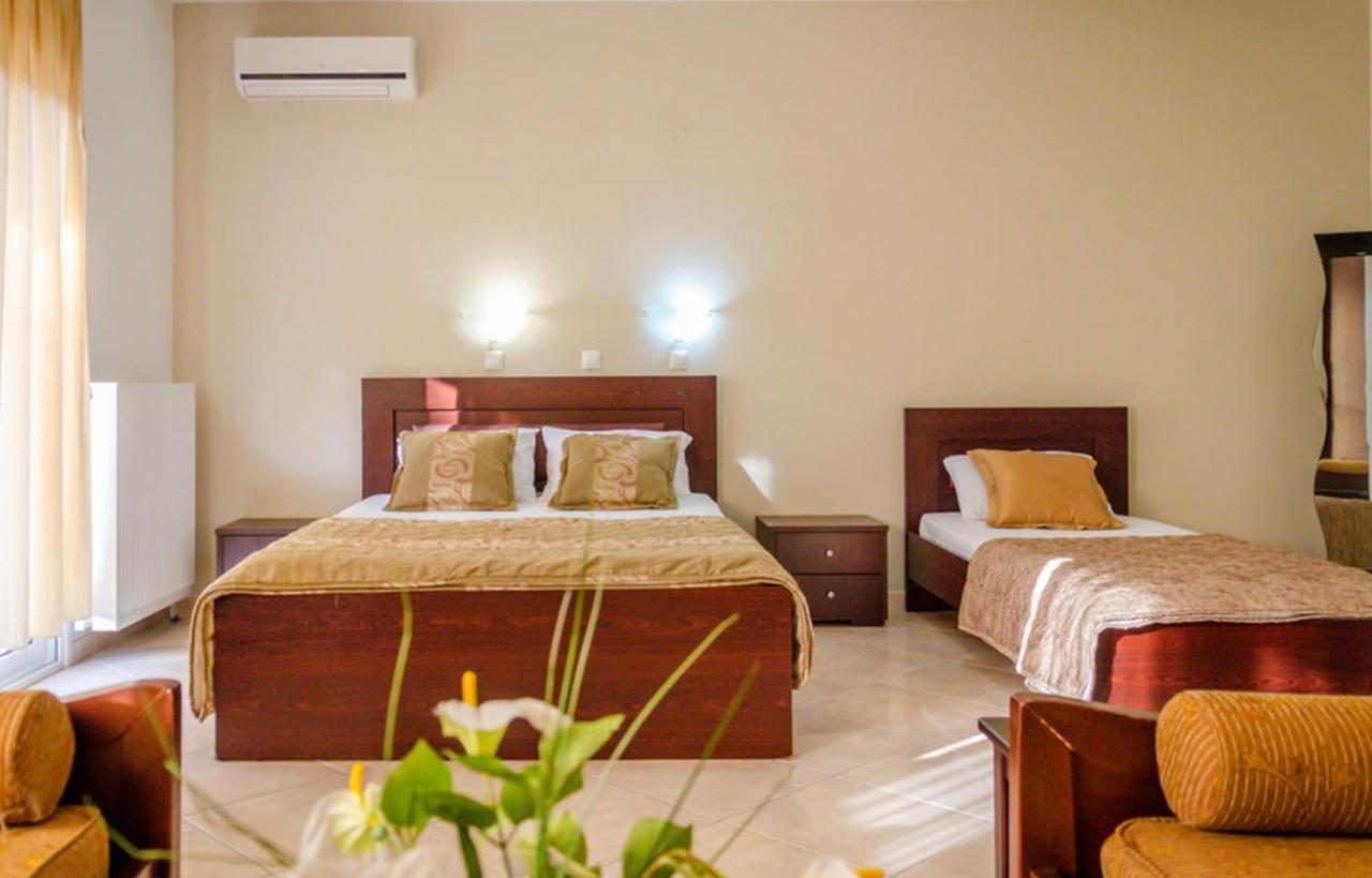 Delfini Hotel Skala Potamia  Bagian luar foto