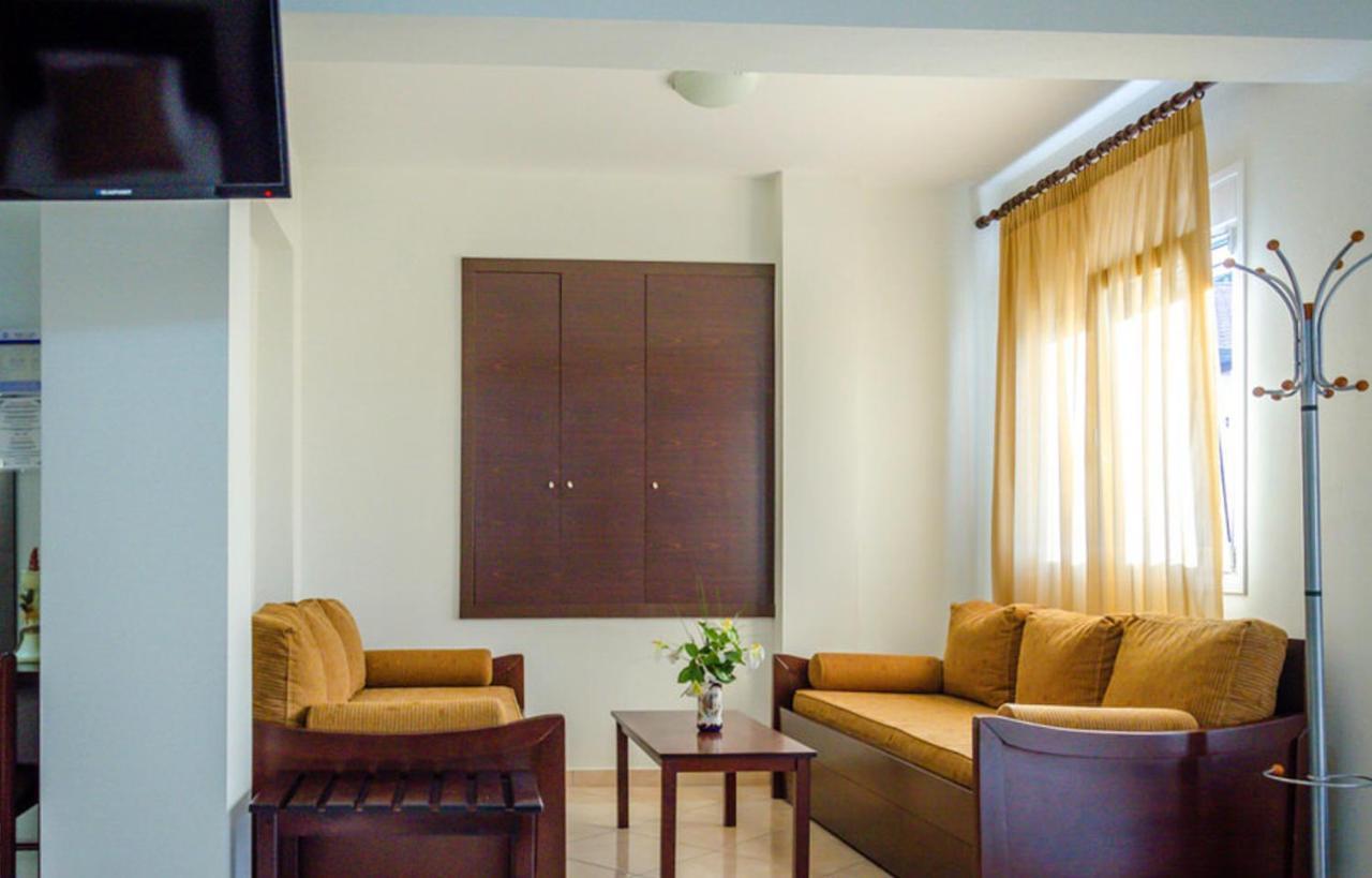Delfini Hotel Skala Potamia  Bagian luar foto